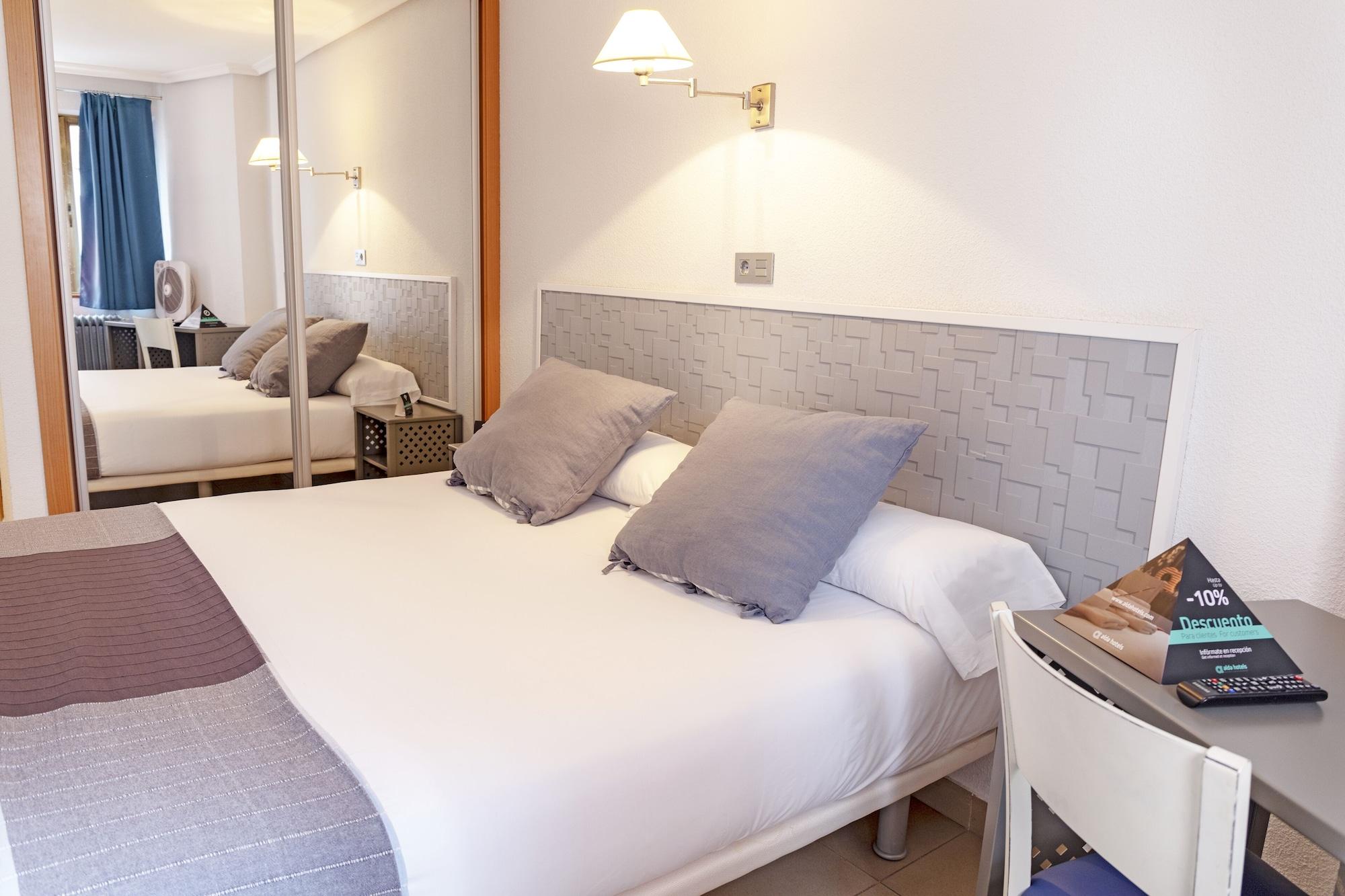 Hotel Alda Centro Palencia Kültér fotó